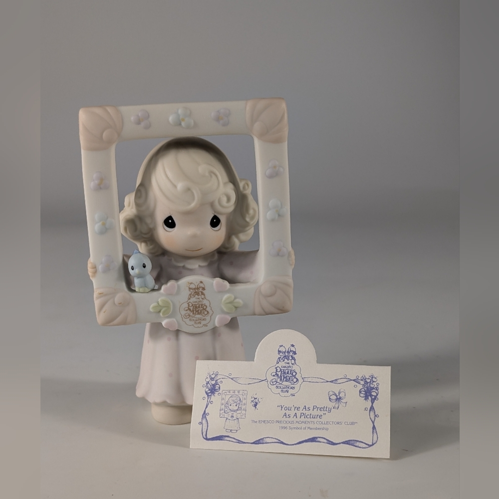Precious Moments "You're As Pretty As A Picture"